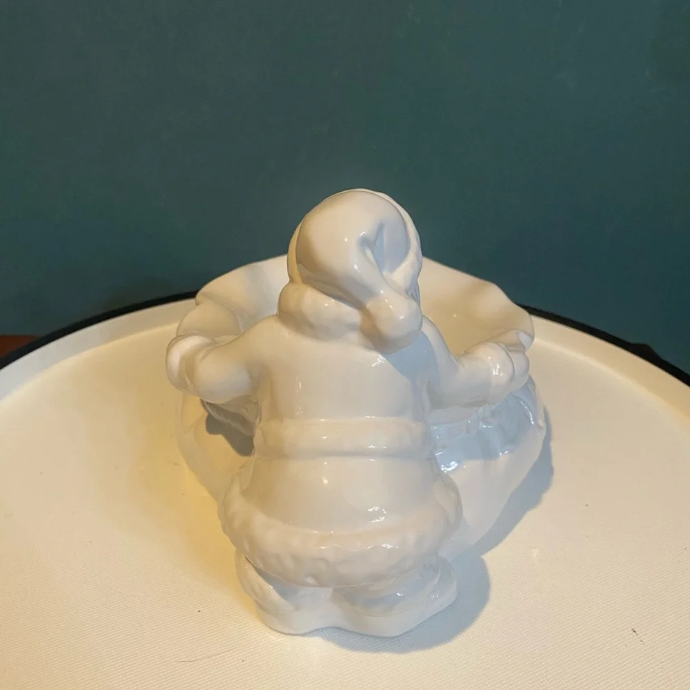 Williams Sonoma Santa Candy Bag Sack Dish Candy/Serving/Planter White Ceramic